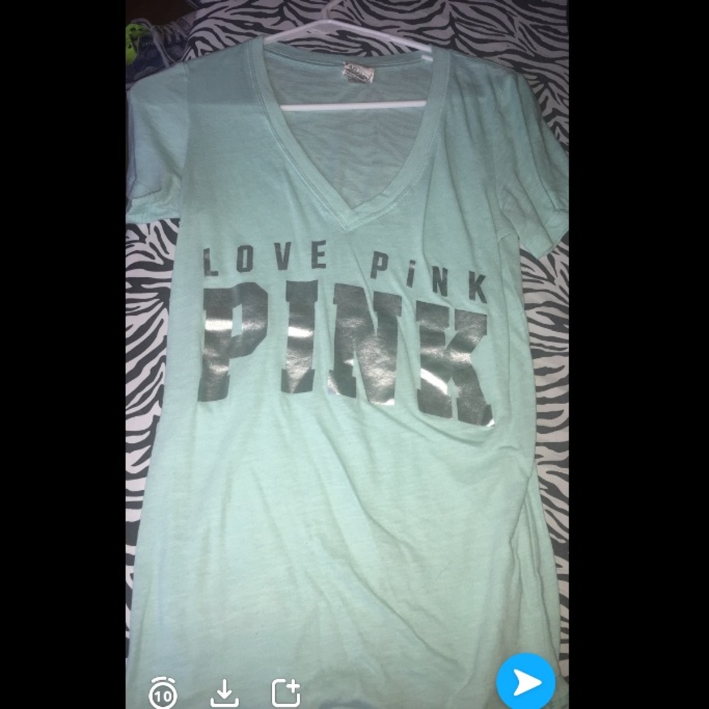 light blue vs pink v neck tee