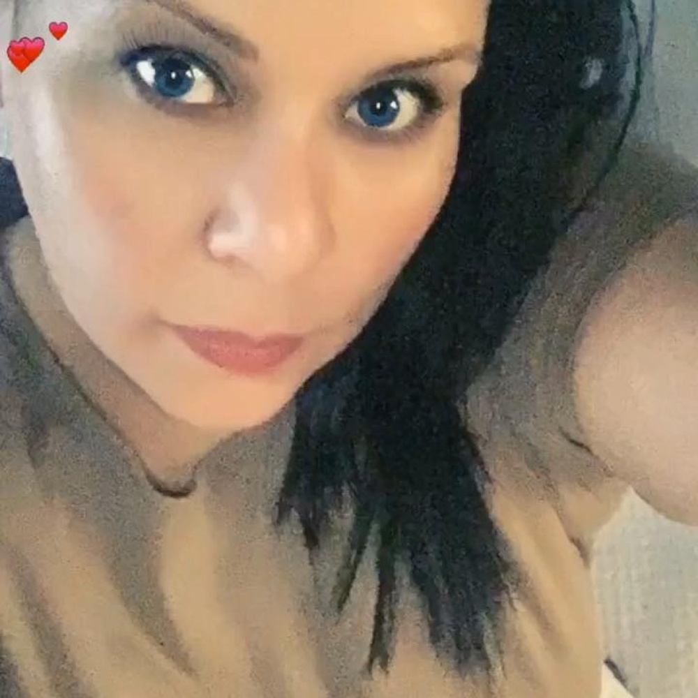 Meet your Posher, Angie