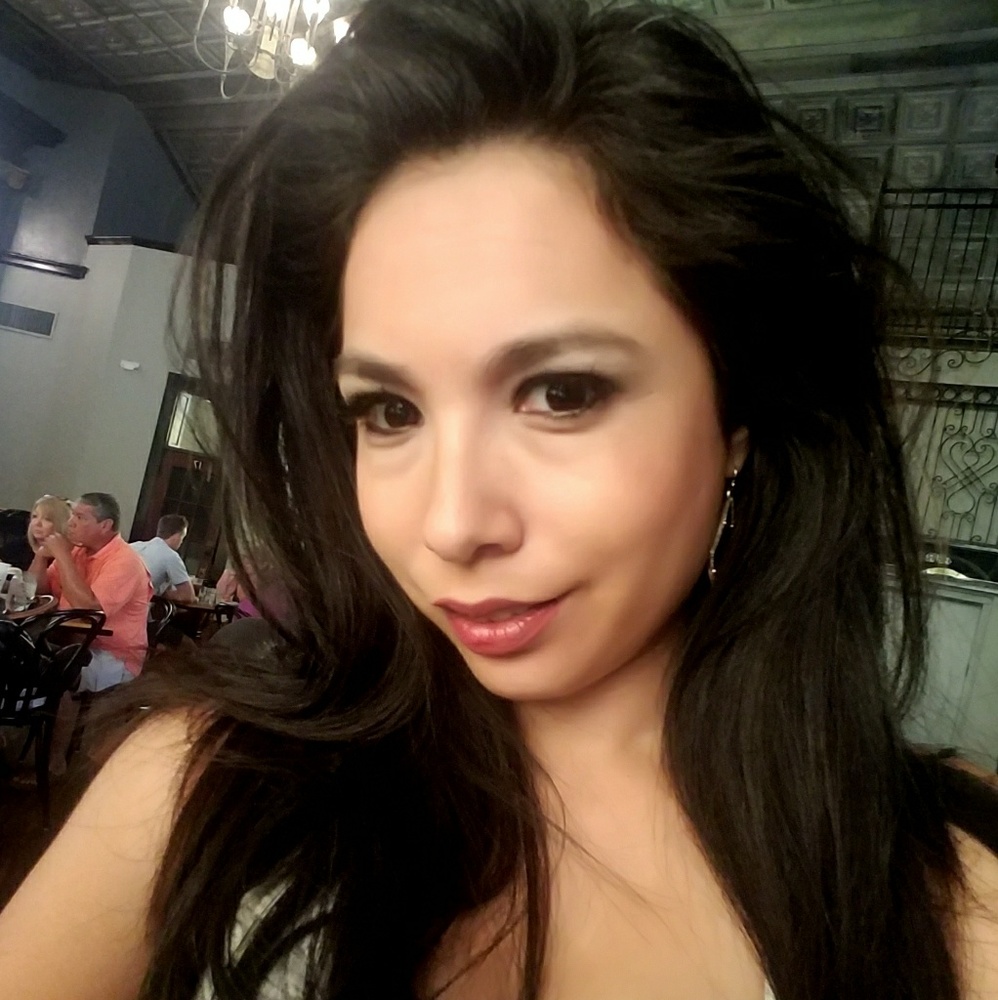 Meet your Posher, Bianca