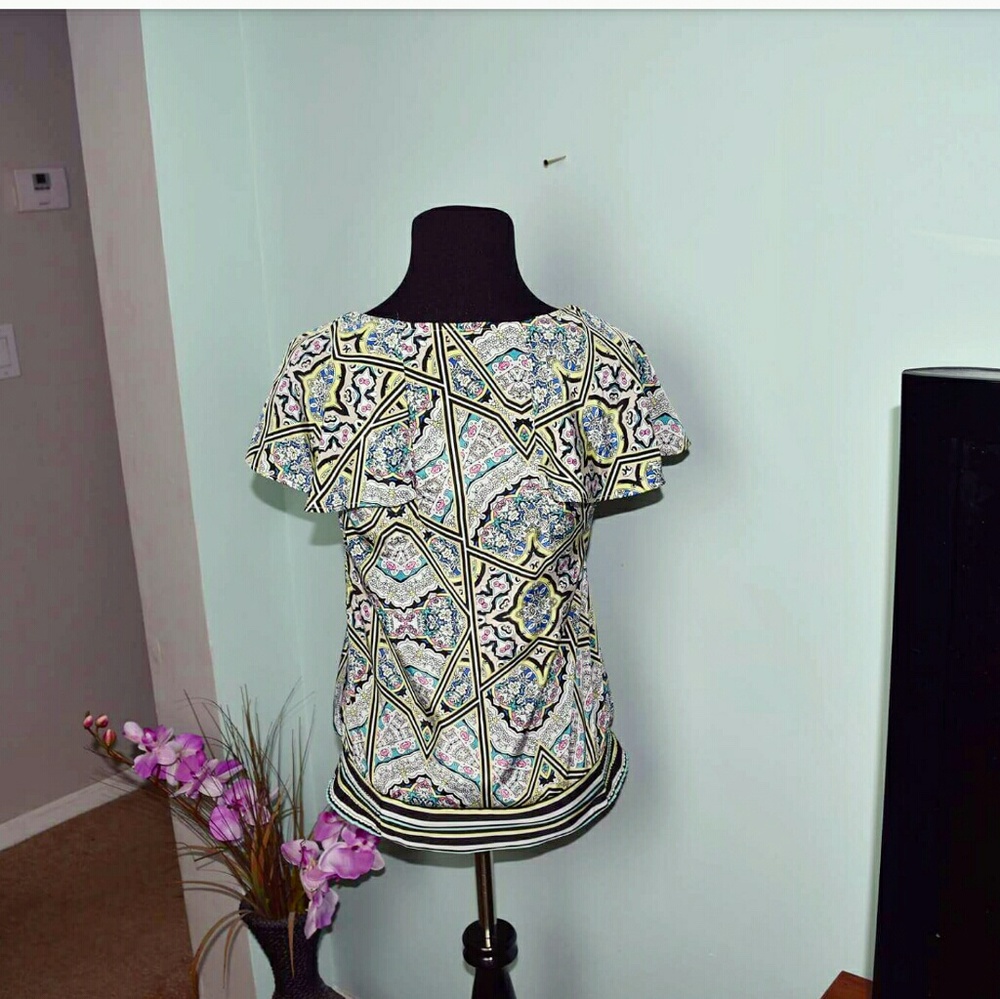 Beautiful Sunshine Colored Multi Print Blouse - Picture 2 of 2