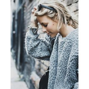 Closing SALE 25% off bundles ♦Black Fuzzy Hoodie