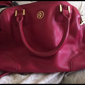 Cute hand bag or crossbody