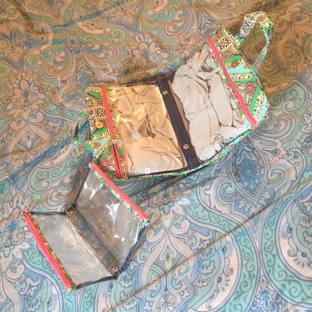 Travel kit with removable pouch