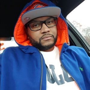 Meet your Posher, Carey