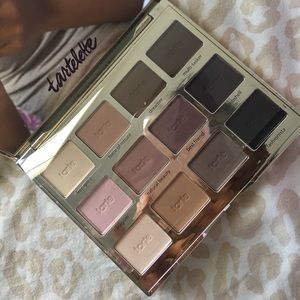 Tarte "Tarlette" Amazonian clay matte palette