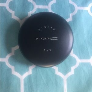 Mac studio fix powder