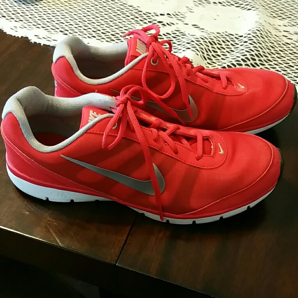 Nike Total Core TR size 10