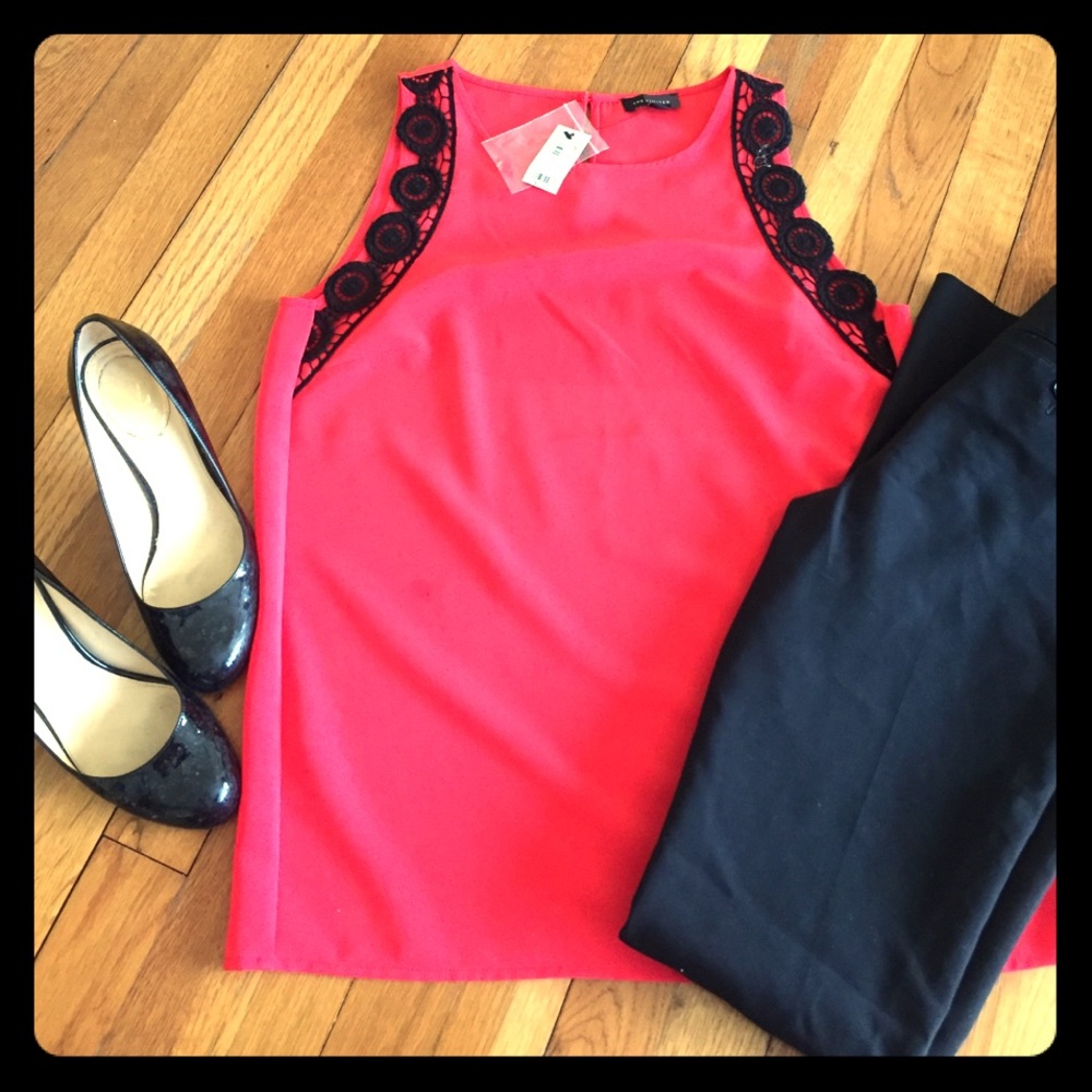 The Limited Red Orange with black crochet top S