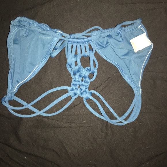 L Space Bikini Top - Picture 3 of 4