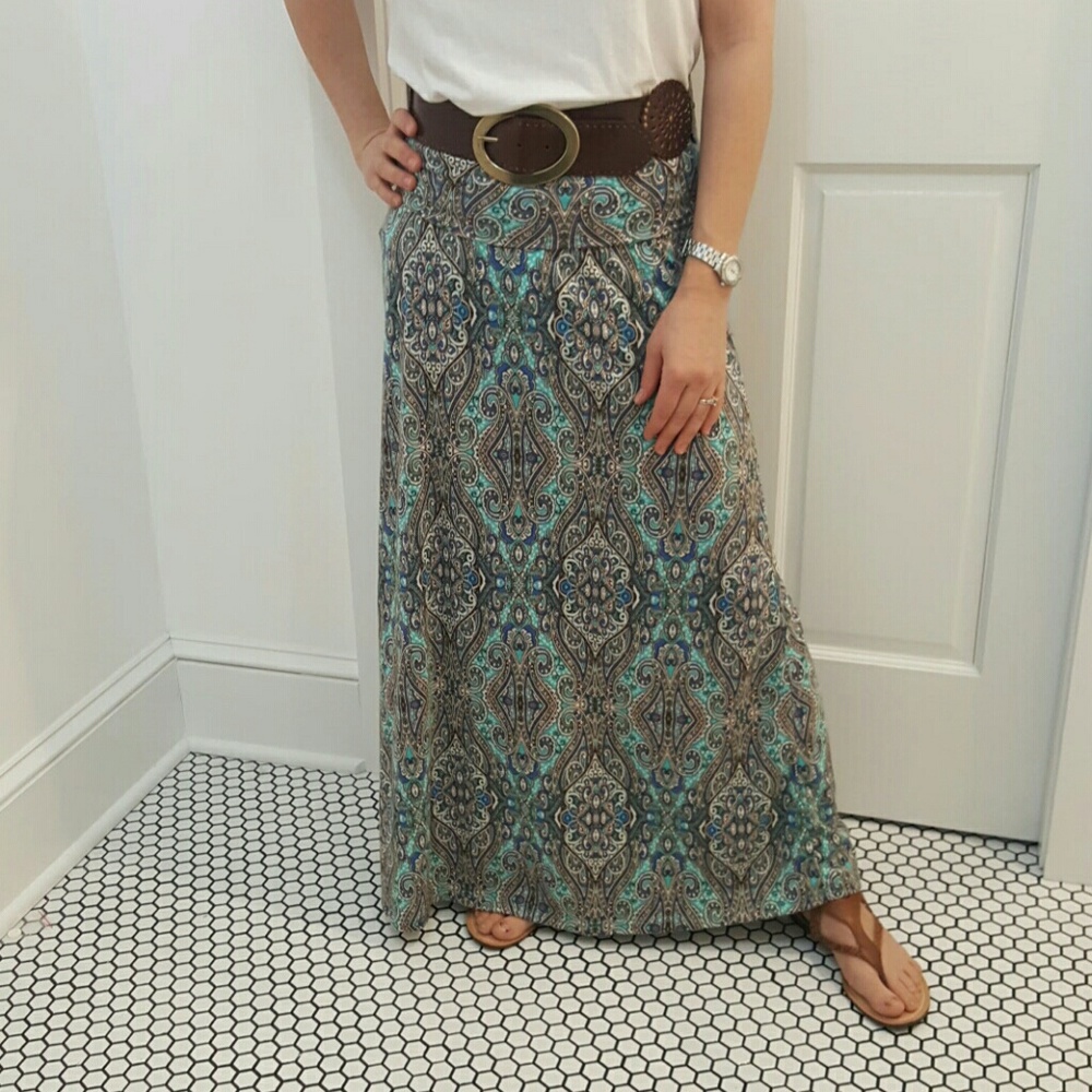 Dainty Hooligan Maxi Skirt. It's almost spring!