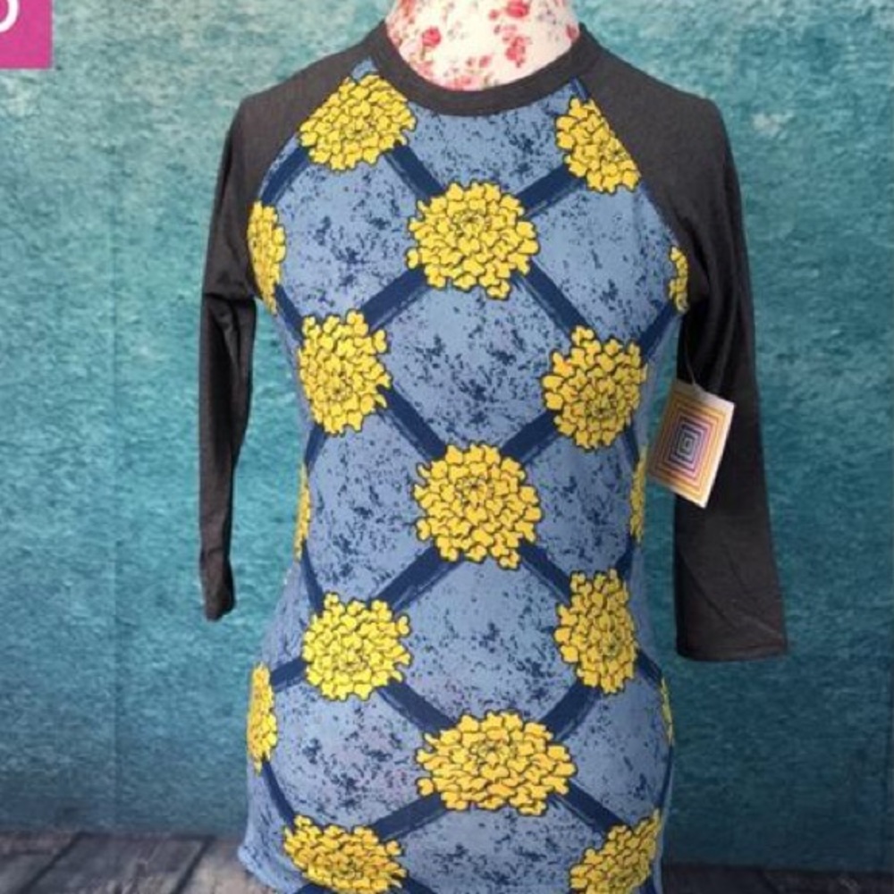 SALE 🎀 Lularoe Floral Randy t ! XXS nwt