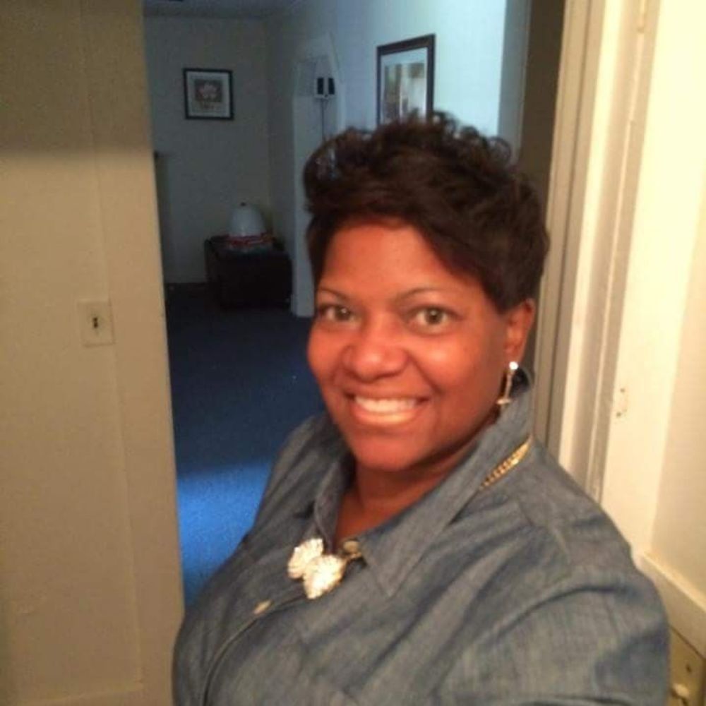 Meet your Posher, Gwendolyn