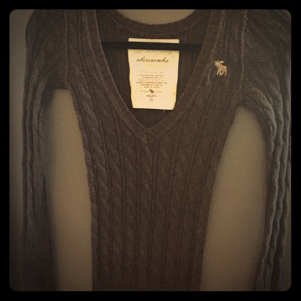 Dark brown Abercrombie sweater