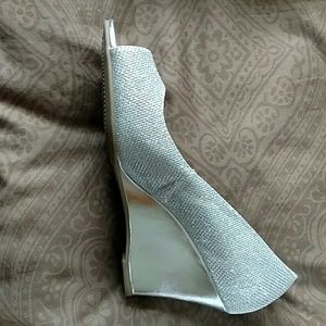 Open toe wedges
