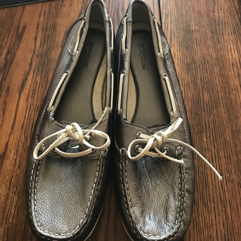 Sperry boat shoes