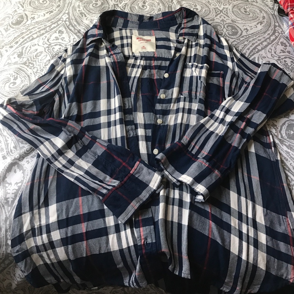 Mission Button Down