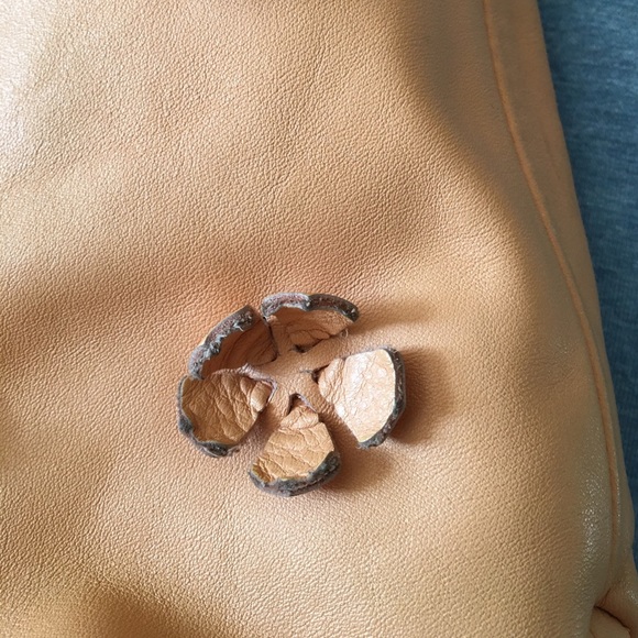 Vintage Falor bucket Leather bag. OPEN TO OFFERS! - Picture 7 of 8