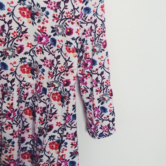 Old Navy Dresses & Skirts - White Floral Dress