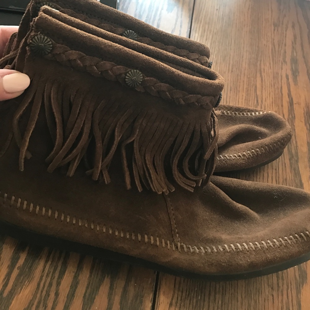 Minnetonka fringe booties