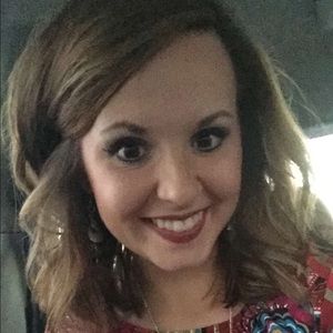 Meet your Posher, Leah