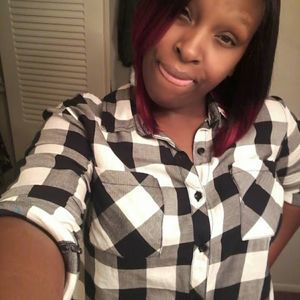 Meet your Posher, Latoya