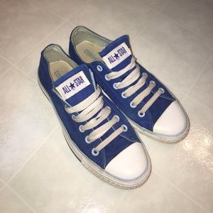 Blue converse