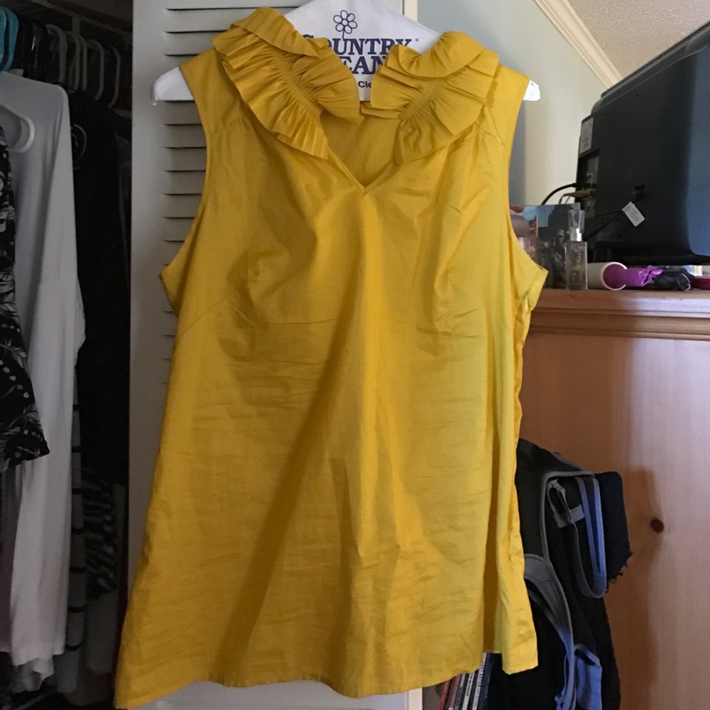 Sleeveless top