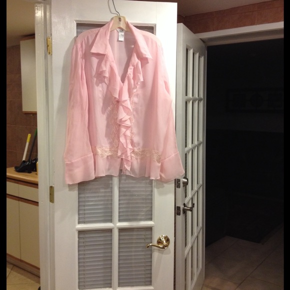 S.L.B.Woman Tops - 1X S.L.B.Woman blouse good condition