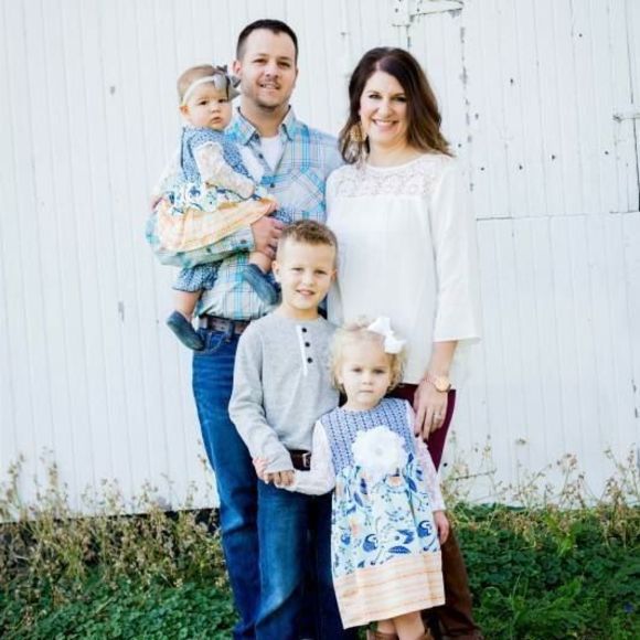 Meet your Posher, Kelli - Picture 1 of 1