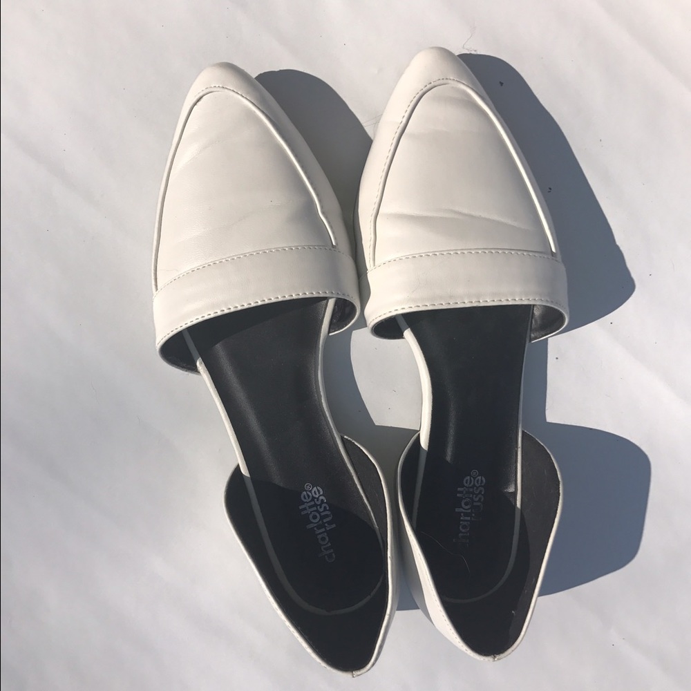 WHITE POINTED BALLET FLATS SIZE 8