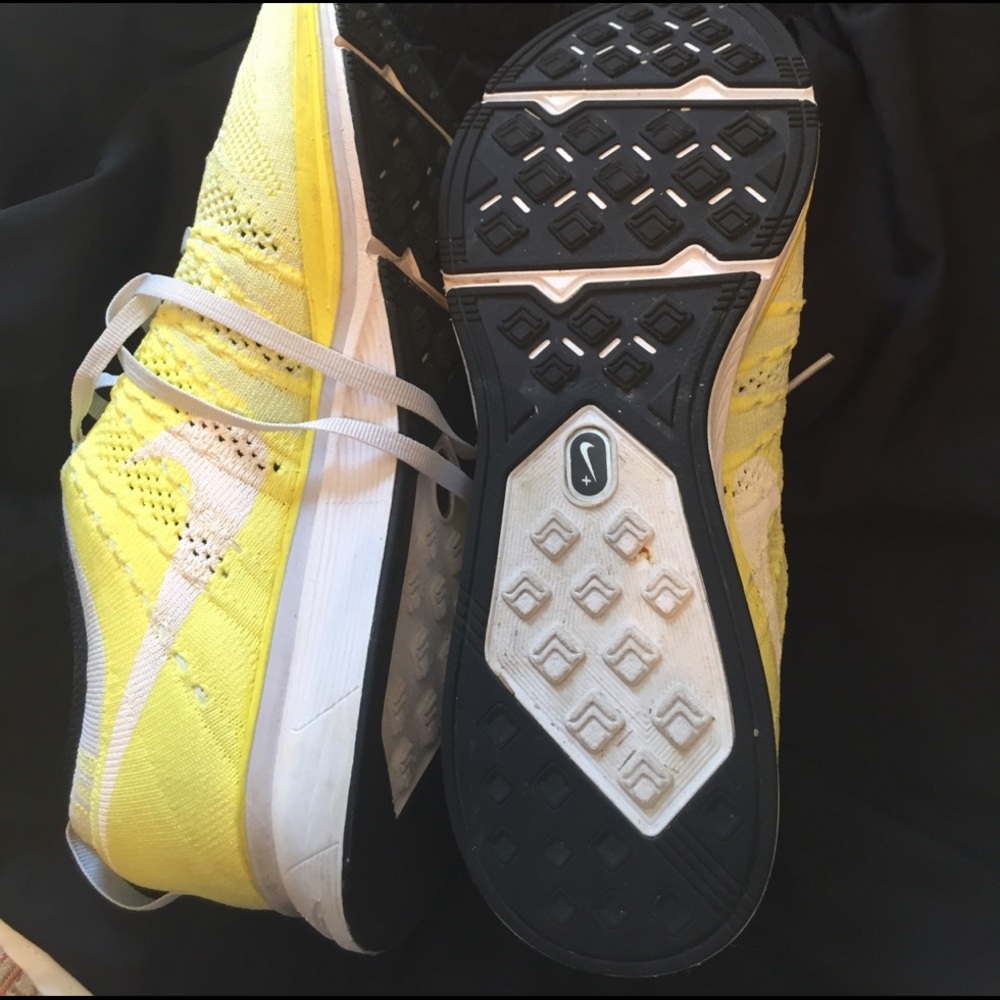 Nike shoes. Size 6.5 women yellow.