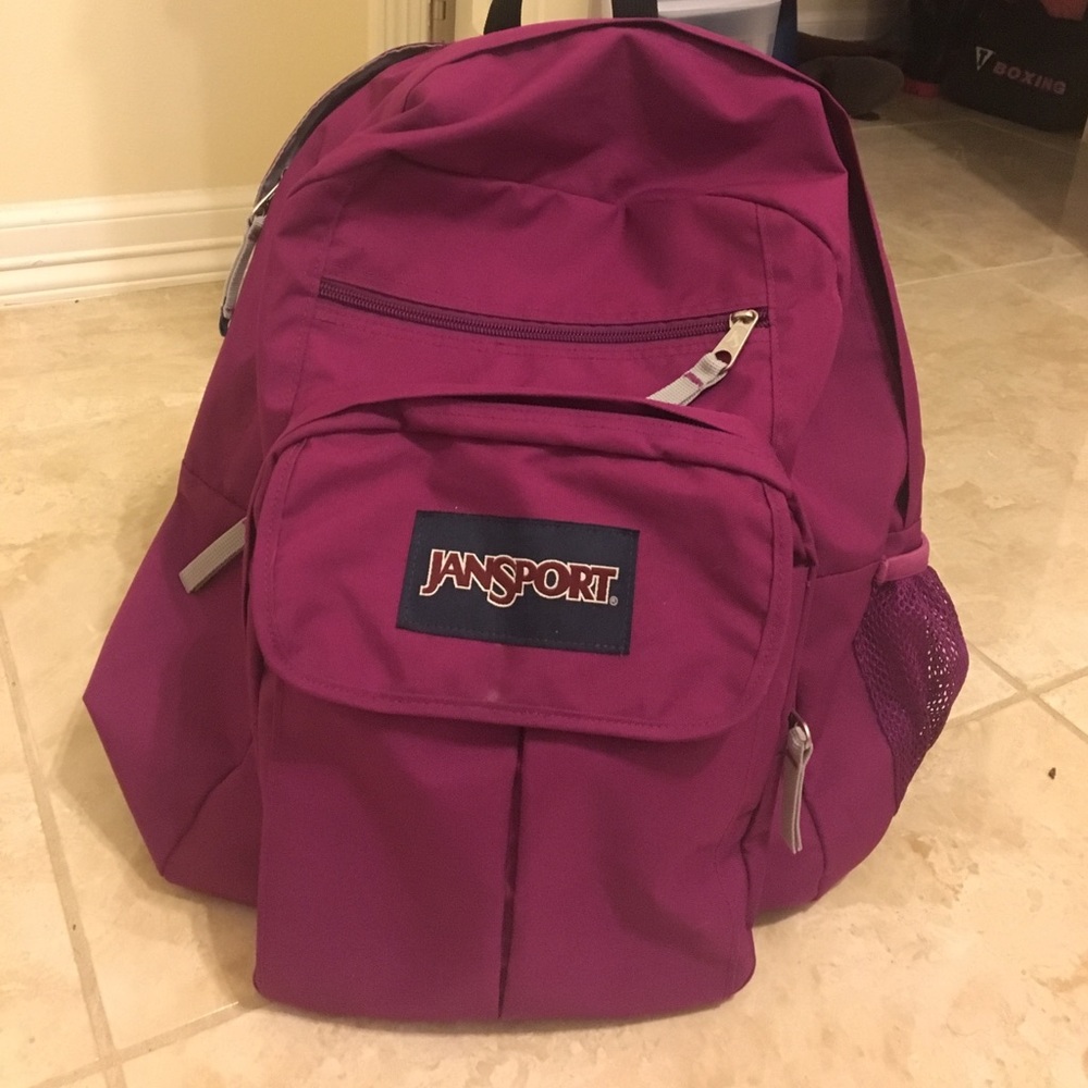 •Jansport• Large Magenta Backpack