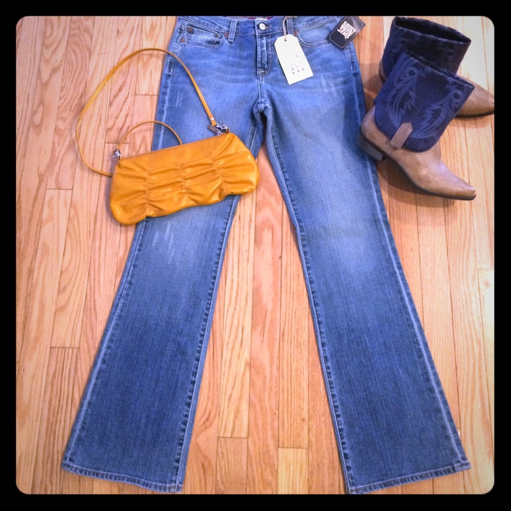 NWT Lucky Brand Sweet n low Boot Cut Jeans Size 8