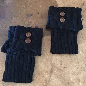 Boot socks with buttons
