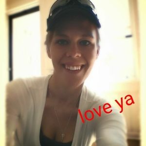 Meet your Posher, Lindsey