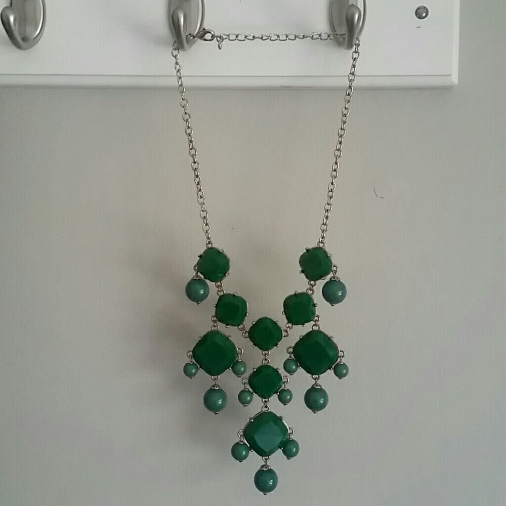 Francesca's Statement Necklace - Picture 2 of 2