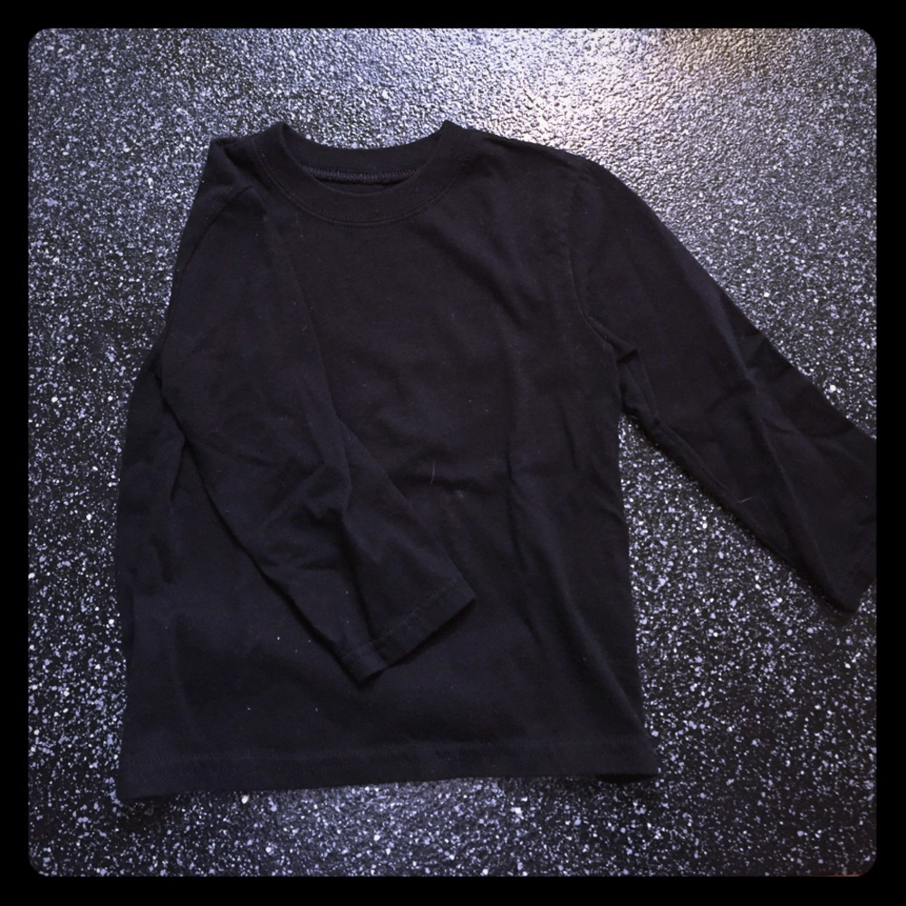 3T/NP3 black long sleeve shirt