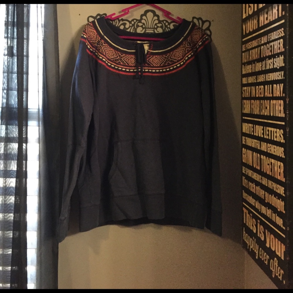 Lucky size xl sweatshirt. Great condition