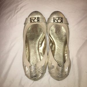 Coach flats