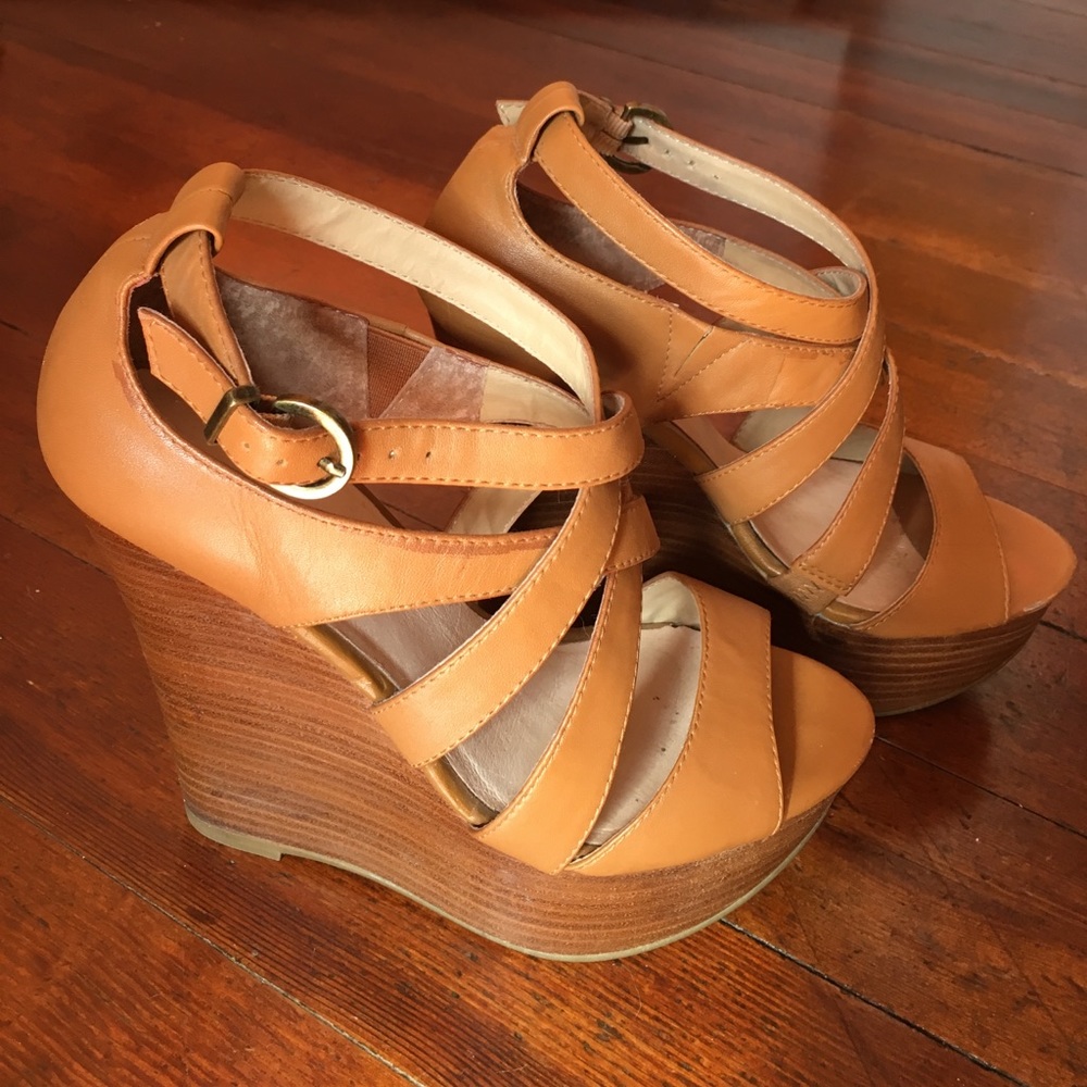 Aldo Wedges