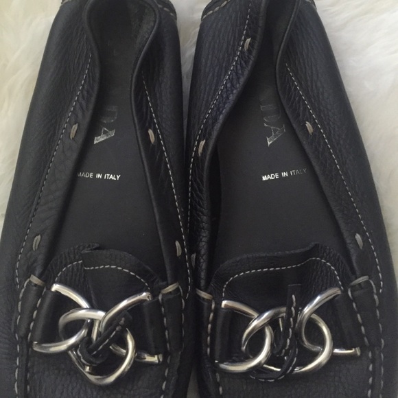 Prada loafers - Picture 3 of 4