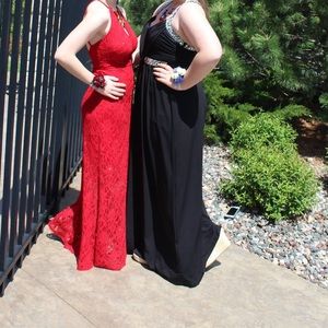 Morgan & Co. Red Lace Prom/Formal Dress