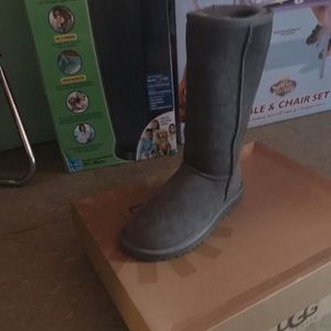 New ugg boots