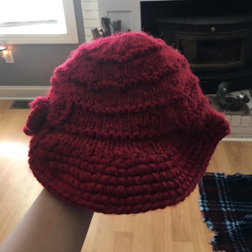 Knit hat - Picture 2 of 4