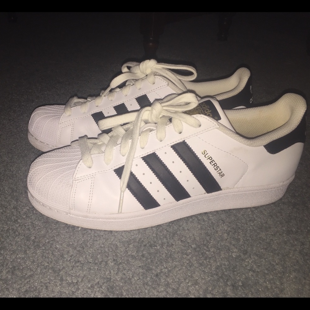 Adidas superstar sneakers size 8.5 only worn once!