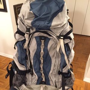 Kelty Coyote 4500 Women's Hiking Backpack