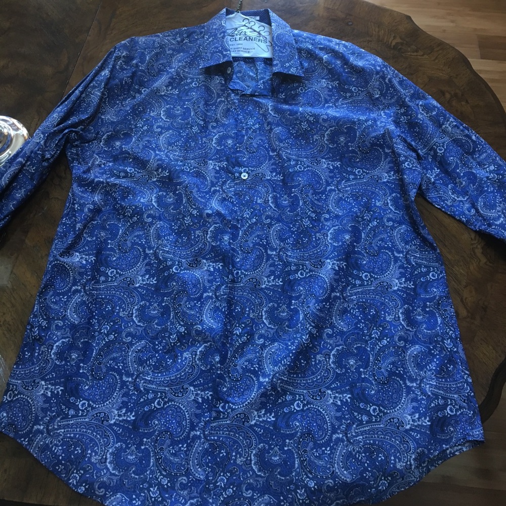 Bugatchi Uomo - image 1