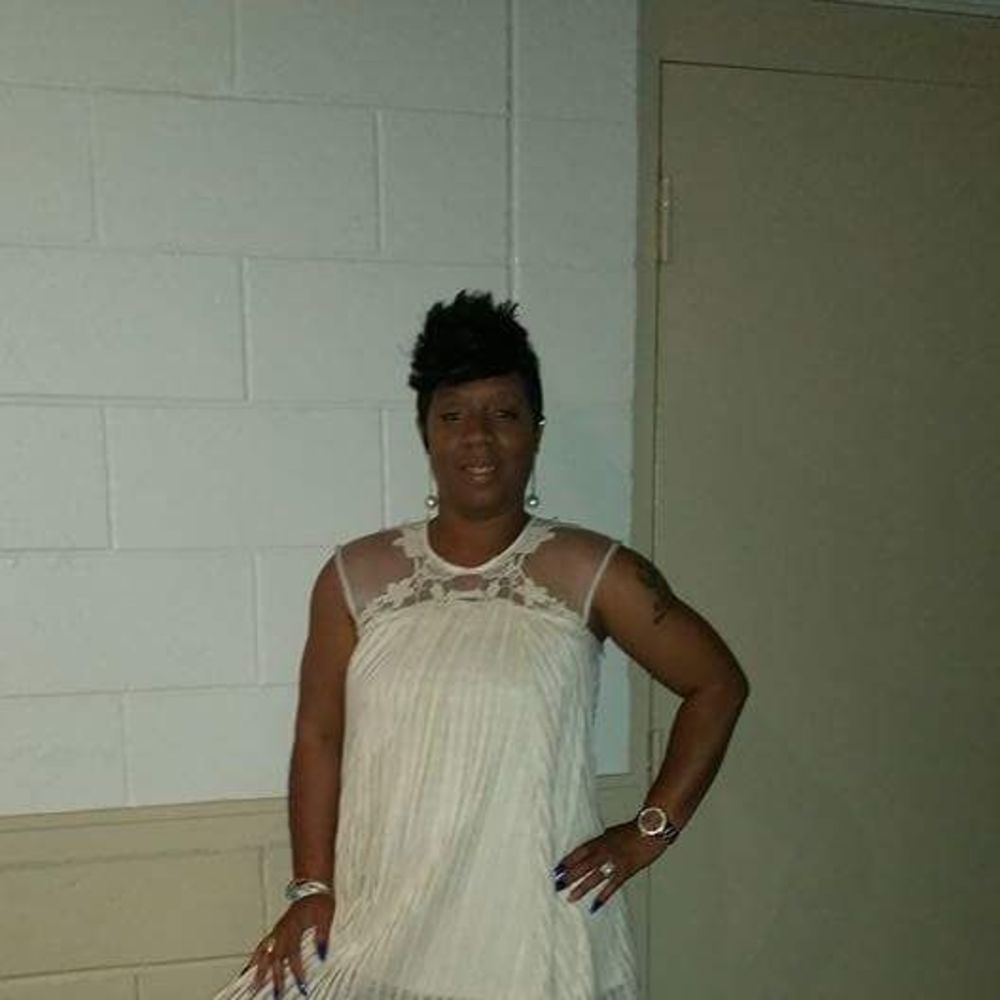 Meet your Posher, Nikki