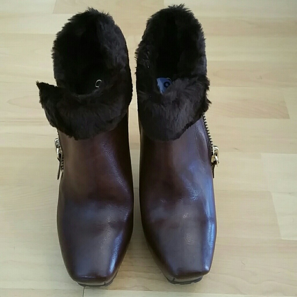 Guess bootie