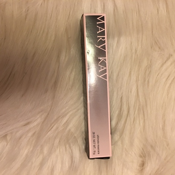Mary Kay Ultimate Mascara Black/Noir - Picture 2 of 4
